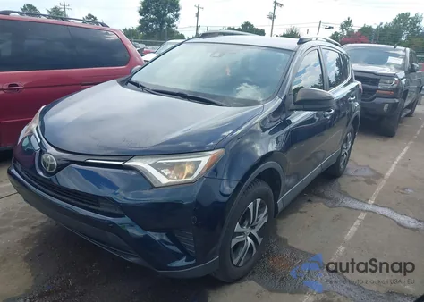 2018 Toyota Rav4 Le z USA, uszkodzony, nr VIN JTMZFREV5JJ725555